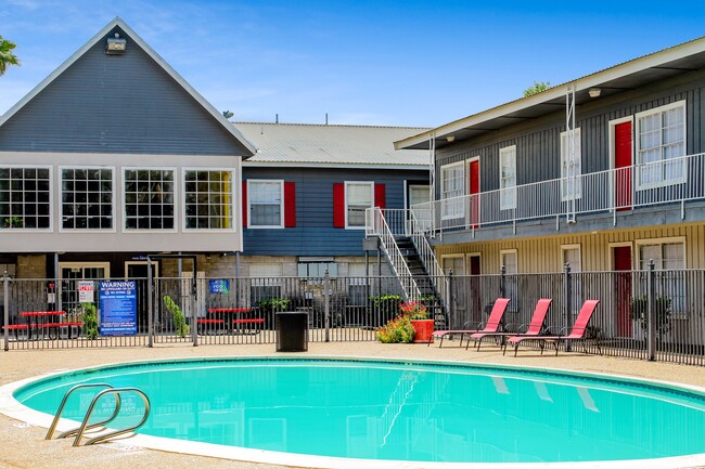 Photo - Northwest Corners