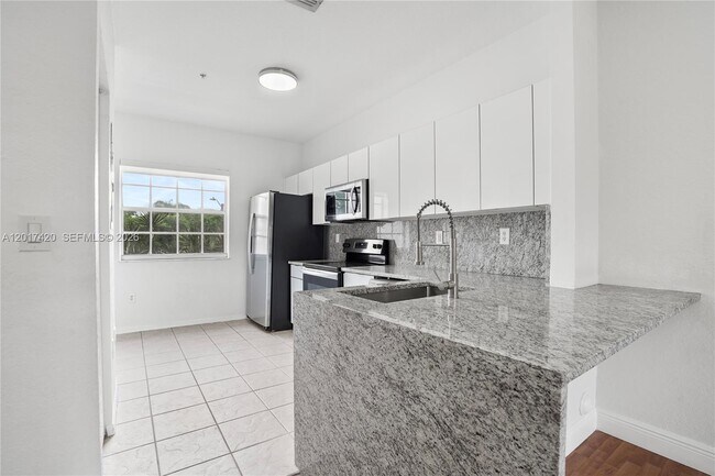 Photo - 5610 NW 114th Pl Unit 205