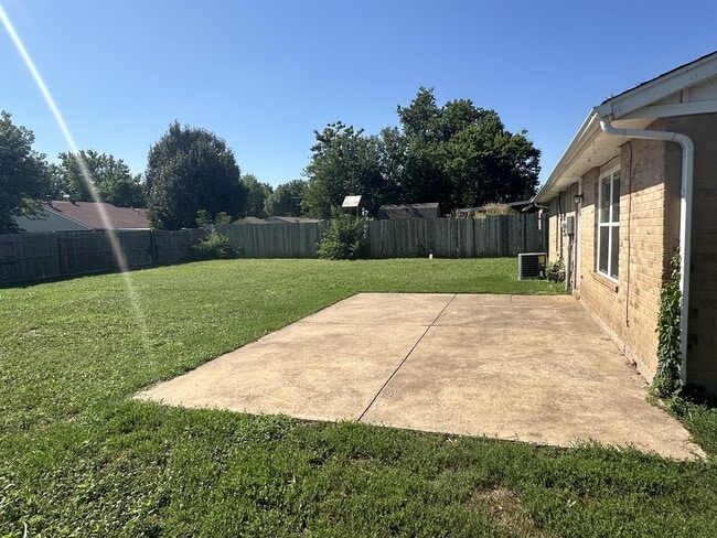 Photo - 632 Ramblin Oaks Dr