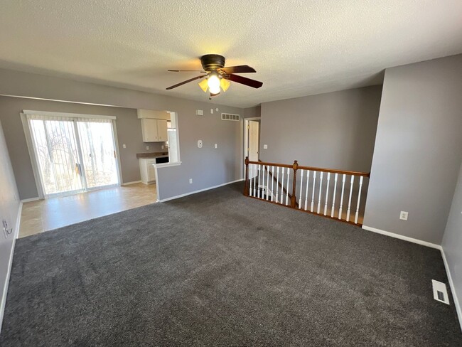 Photo - Spacious Split-Level Duplex in Lee’s Summit