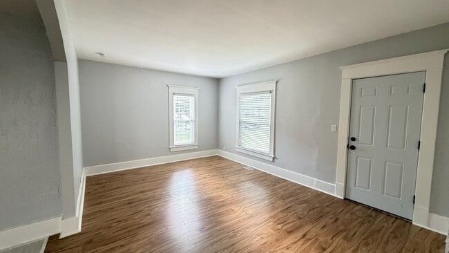 Photo - 1211 W Michigan Ave Unit 1211