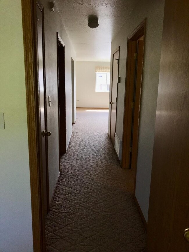 Photo - 7000 Uncle Robert Ln