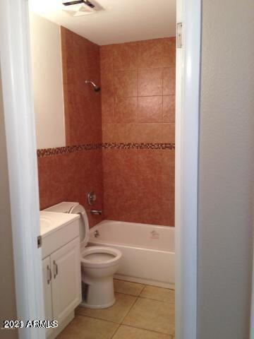 Photo - 1333 W 5th St
