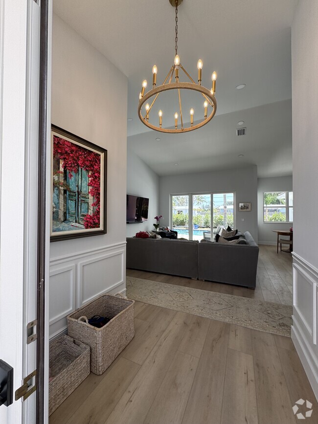 Building Photo - 10263 Allamanda Cir Rental