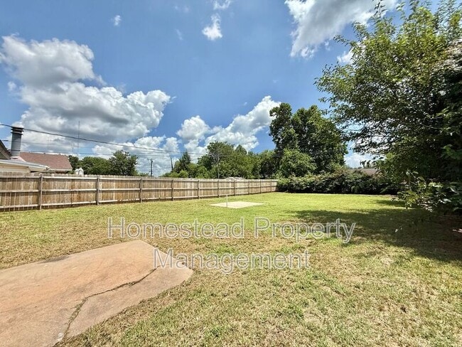 Photo - 324 NW 91st St