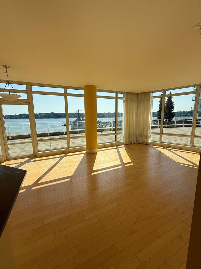 Commuter Delight, Walking Distance to Brem... - Commuter Delight, Walking Distance to Brem... Casa