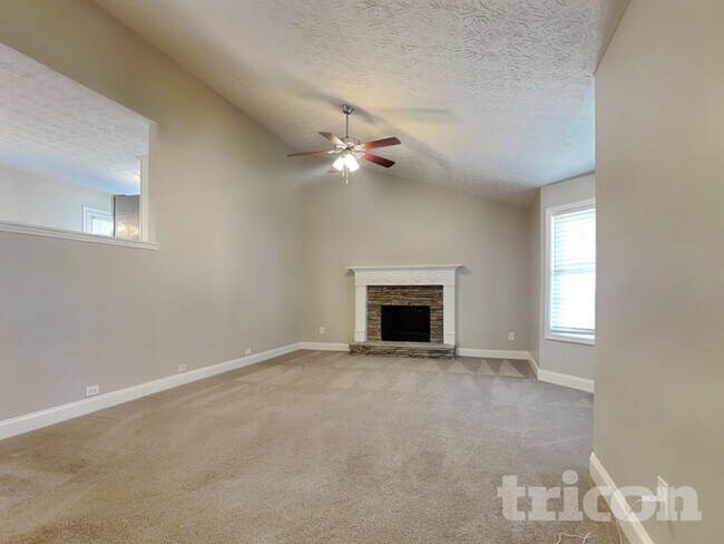 Photo - 97 Farmington Dr