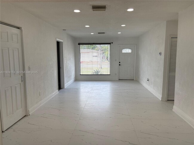 Photo - 3500 SW 36th St