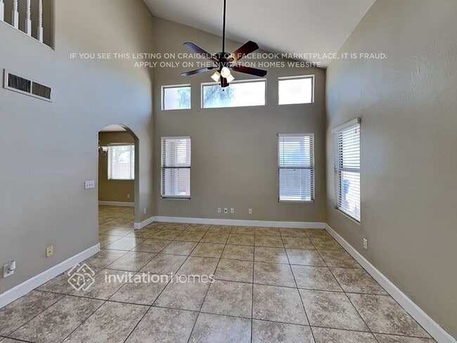 Photo - 8802 E University Dr