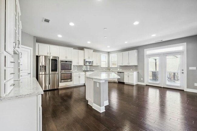 Photo - 670 Bell Creek Rd
