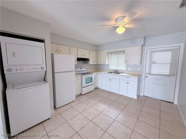 Photo - 3001 Villa Rd