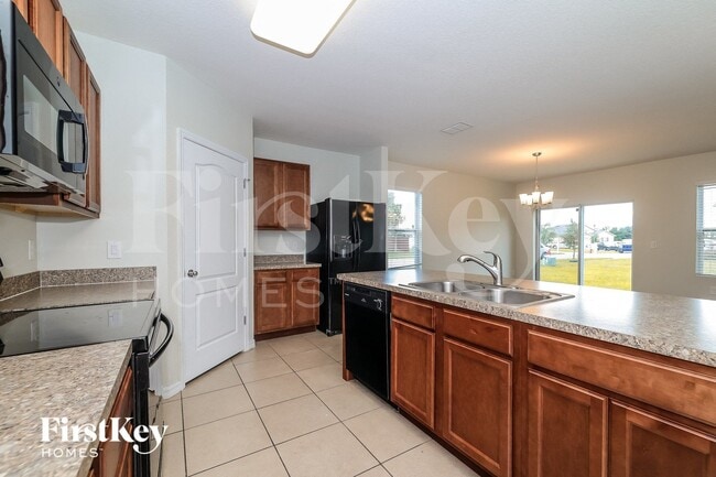 Photo - 908 Chanler Dr