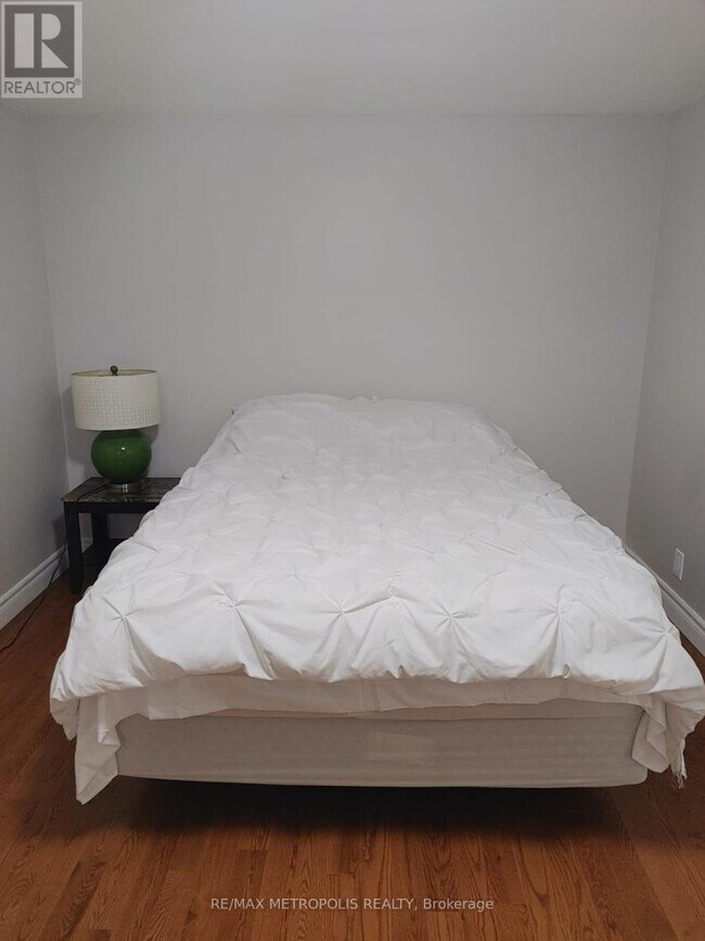 Photo - 1098 Cedar St