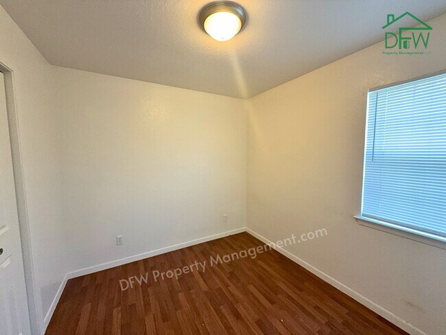 Photo - Charming 2 Bed / 1.5 Bath Townhome for Lease in Celina Unit Apt #B2