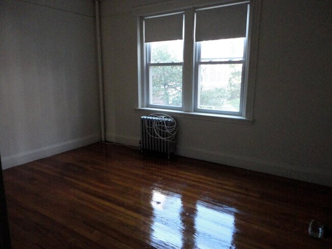 Photo - 66 Chiswick Rd Unit 12