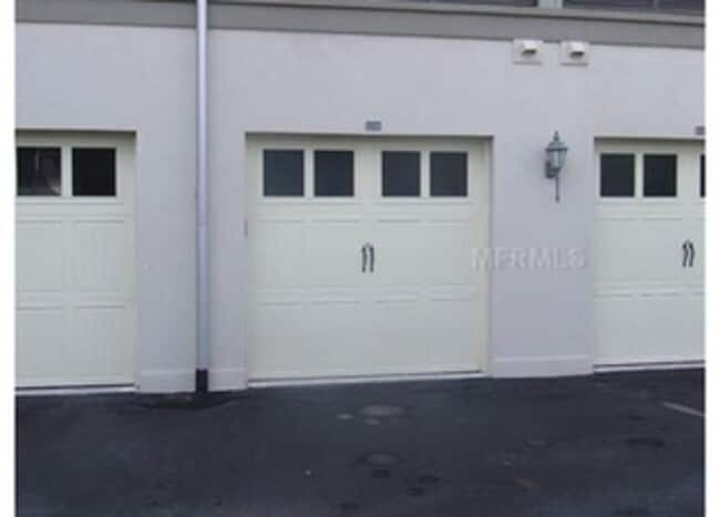 Photo - 619 Front St