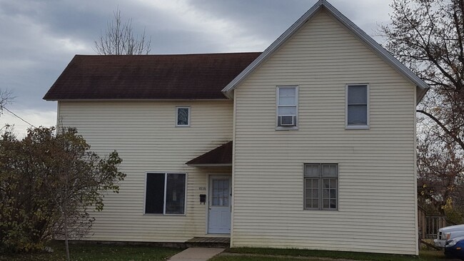 Photo - 201 E 1st St Unit #B