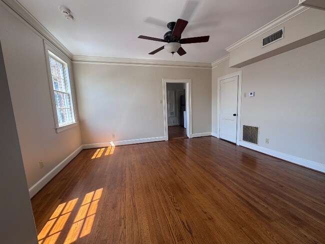 Photo - 317 W University Ave Unit 4