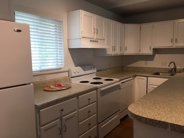 Buttercup Creek Apartments