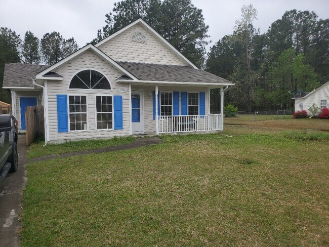 Photo - 8100 Webster Ct NE