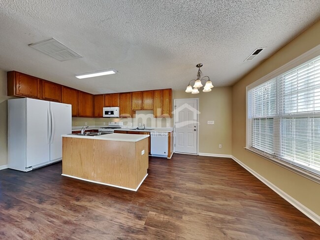 Photo - 2112 Haig Point Way