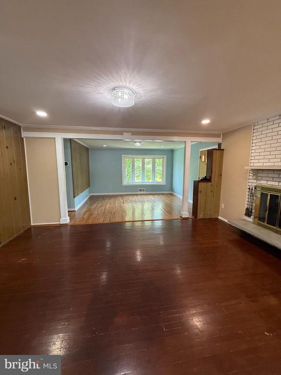 Photo - 816 Crothers Ln