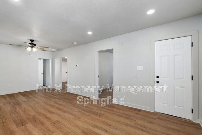 Photo - 750 S New Ave