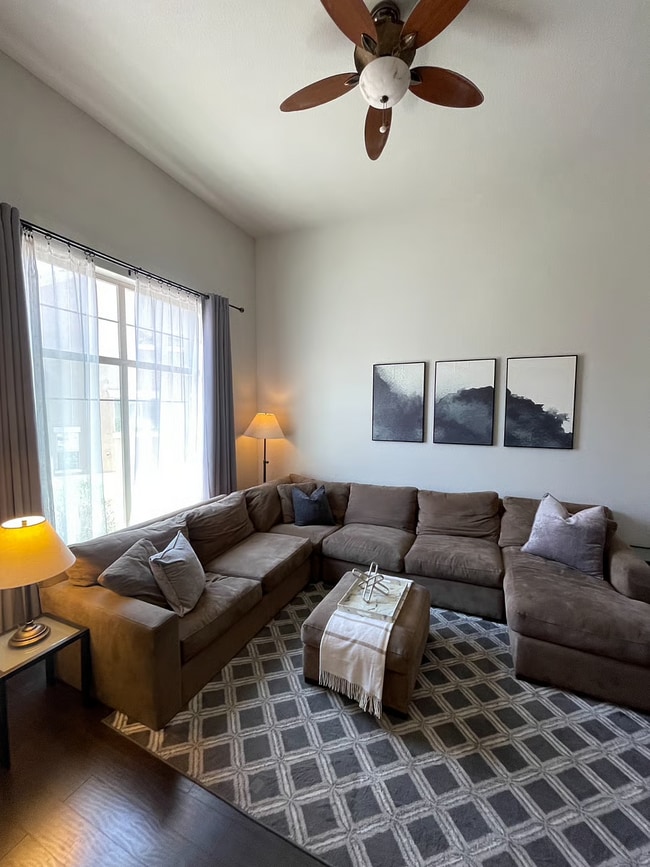 Building Photo - 329 Fountain Crossing Ln