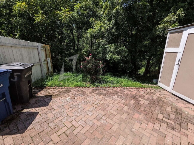 Photo - 7490 Stonetrail Way