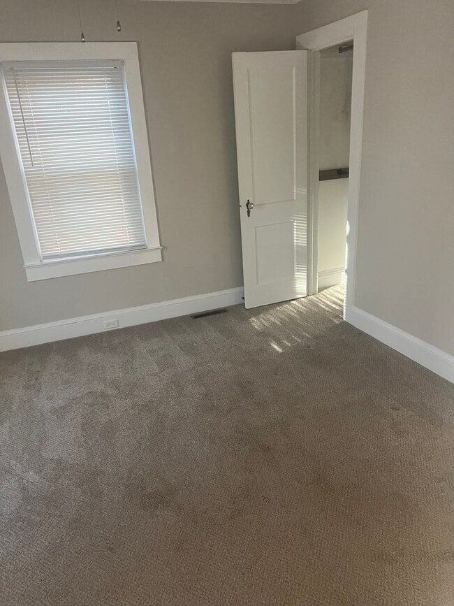 Photo - 2301 S Ridge Ave