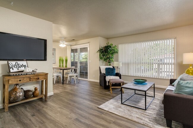 Photo - Chico Meadow Apartments