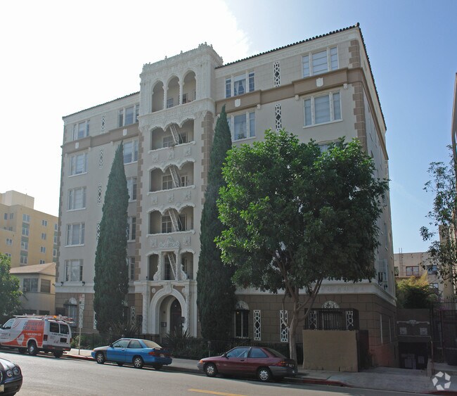 Photo - La Leyenda Apartments