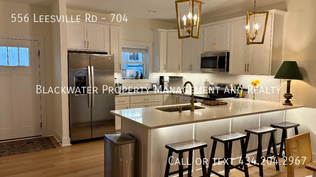 Photo - 556 Leesville Rd