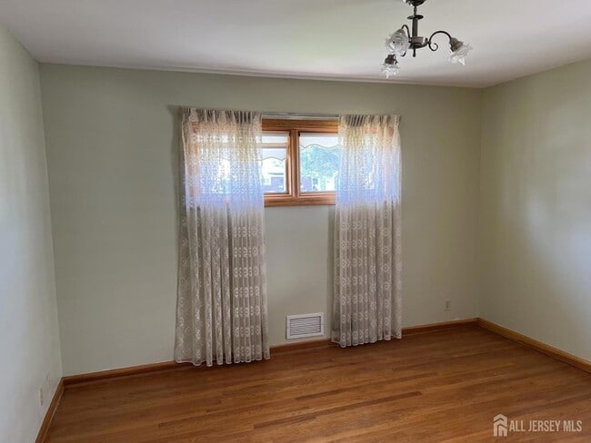 Photo - 30 Cypress St