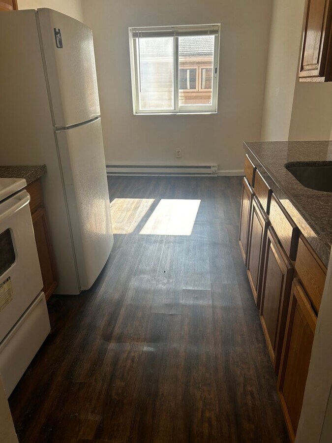 Photo - 14520 Milverton Rd Unit 14520 MILVERTON