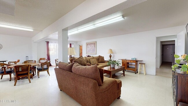 Building Photo - 252 Shadow Mountain Dr Rental