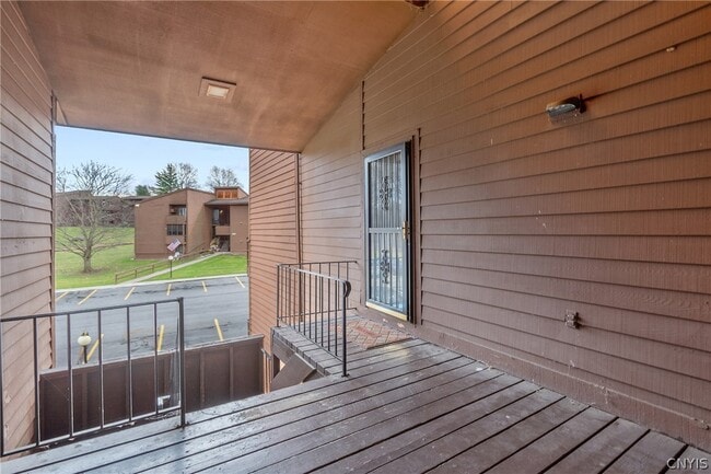 Photo - 327 Village Blvd N