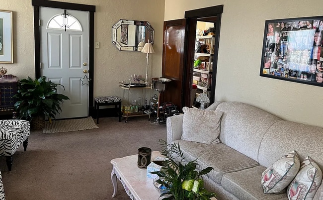 Photo - 12 W Bellecrest Ave