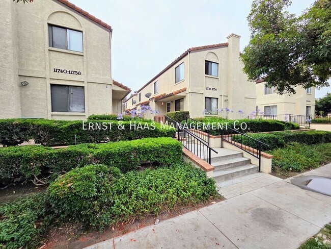 Building Photo - 11764 206th St Unit #22 Rental