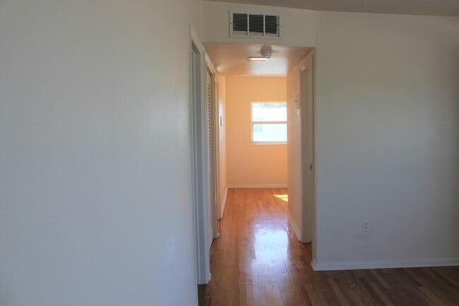 Photo - 651 Palm Dr Unit A4