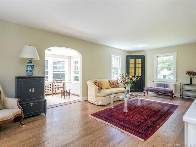 Photo - 33 Washington Ave