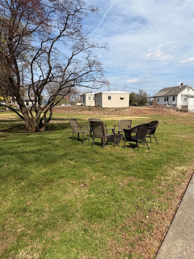 Photo - 6 Quelch Ave