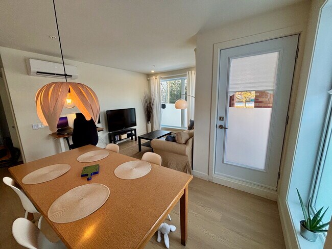 Photo - 860 Av De Vimy Unit 115