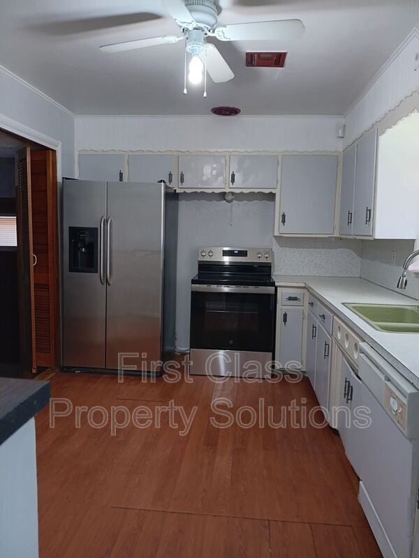 Photo - 2801 SW 51st St