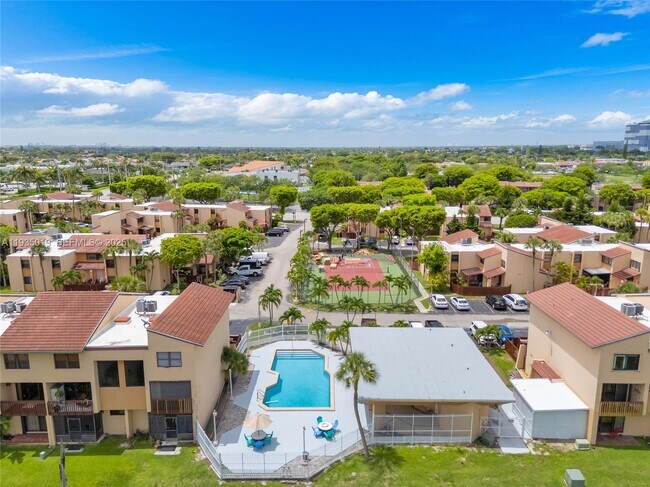 Building Photo - 341 W Park Dr Unit 203-15