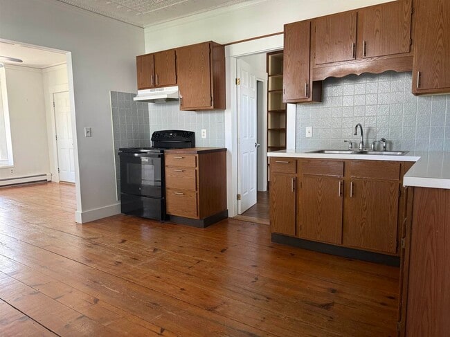 Photo - 26 Leonard St Unit A