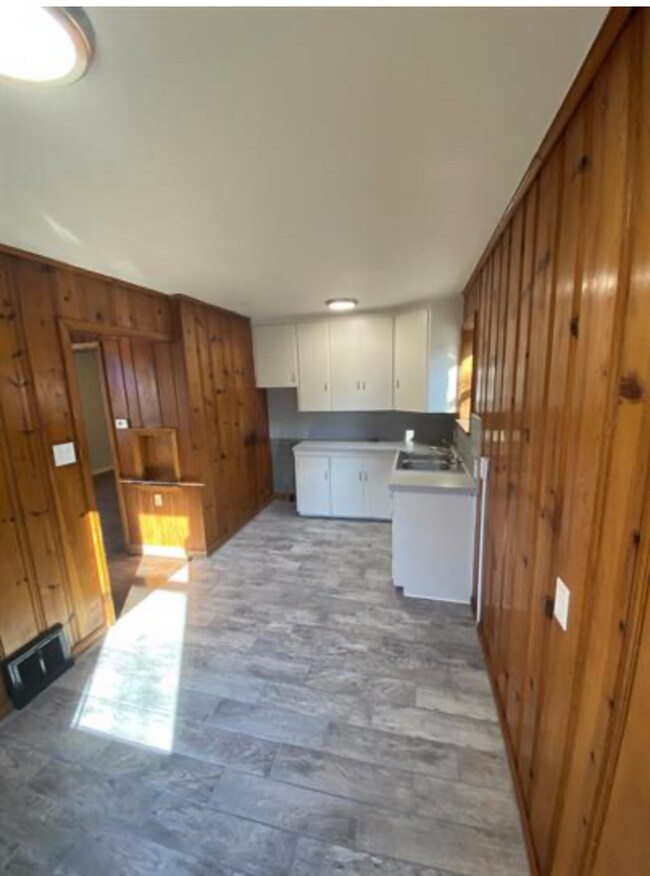 719 S 4th St Unit 1