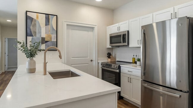 Building Photo - The Springs