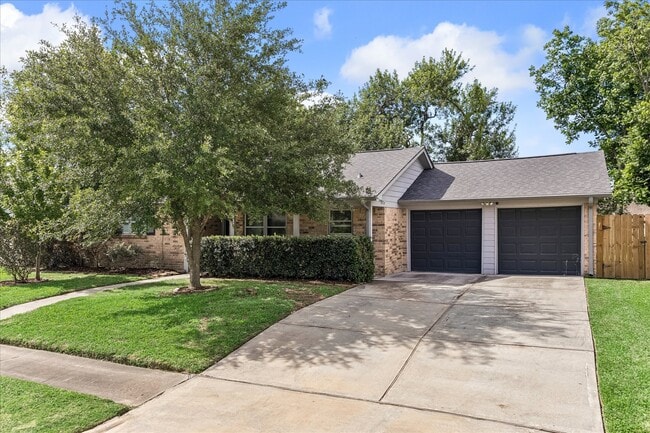 Photo - 5811 Spruce Forest Dr