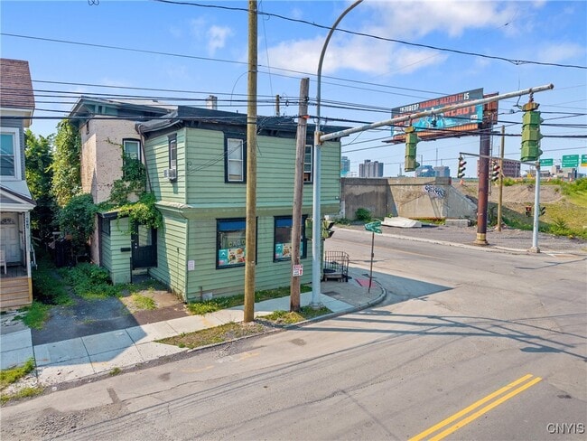 Building Photo - 600 Burnet Ave Rental